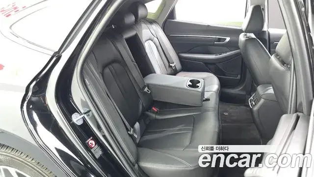 Hyundai Sonata 2022 — Фото 12/20
