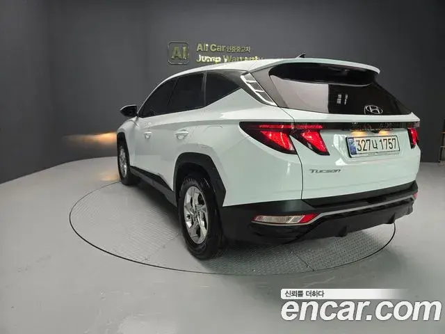 Hyundai Tucson Hybrid 2022 — ფოტო 16/20