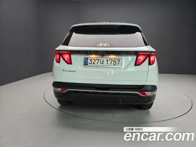 Hyundai Tucson Hybrid 2022 — ფოტო 20/20