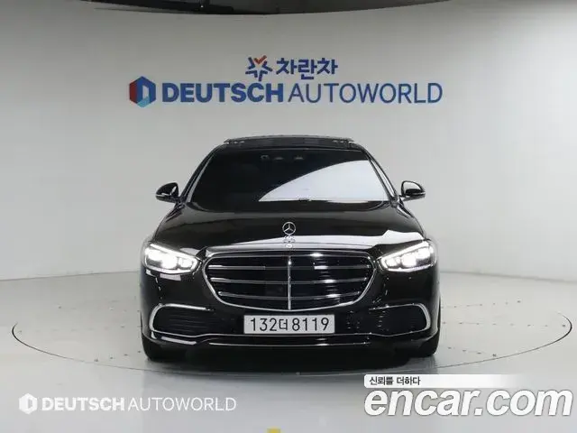 Mercedes-Benz S-Class 2024 — ფოტო 18/20