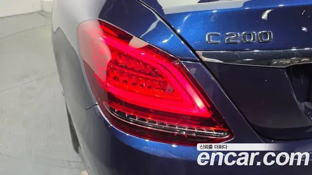 Mercedes-Benz C-Class 2021 — Şəkil 22/30