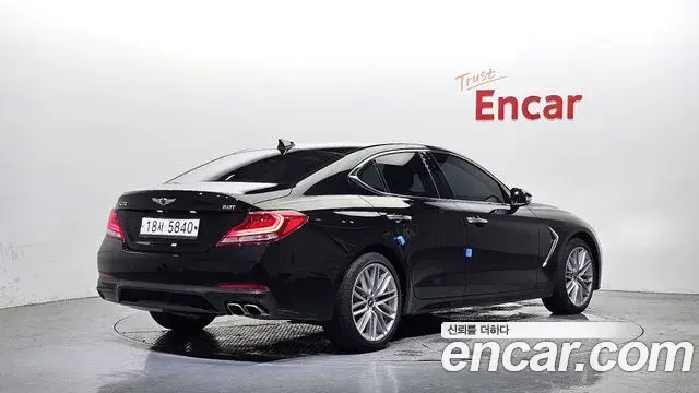Genesis G70 2019 — Фото 2/20