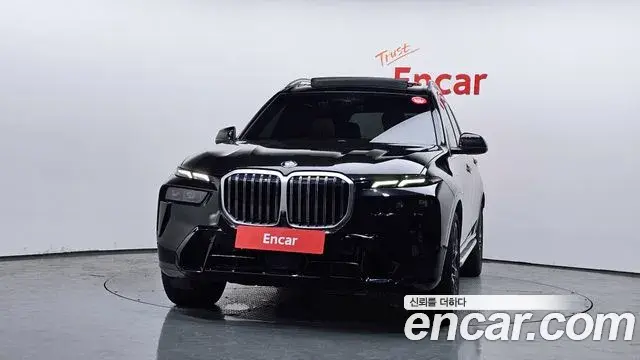 BMW X7 2024 — Photo 7/20
