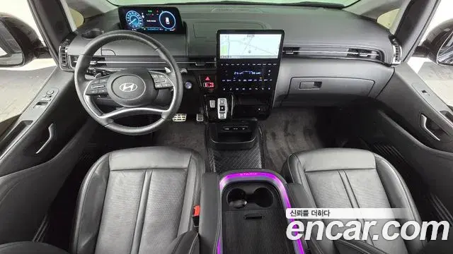 Hyundai Staria 2024 — Photo 26/37
