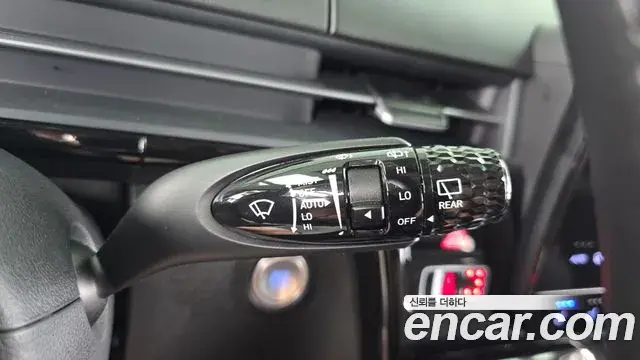 Hyundai Staria 2024 — Photo 22/37