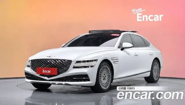 Genesis Electrified G80 2023 — Фото 1/20