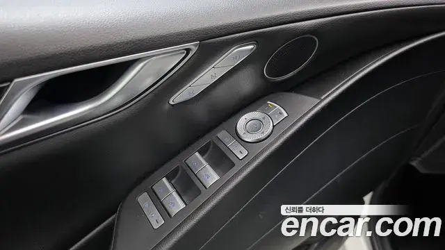 Genesis G80 2023 — Şəkil 28/35