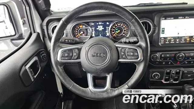 Jeep Wrangler 2019 — ფოტო 1/33