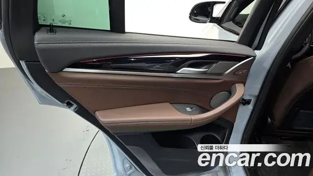 BMW X4 2025 — Şəkil 24/33