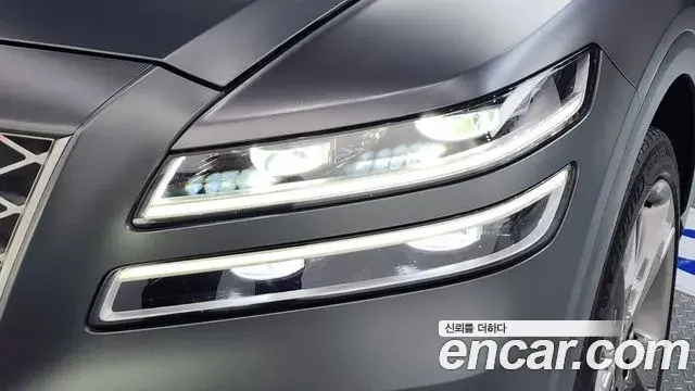 Genesis GV80 2020 — Şəkil 9/38