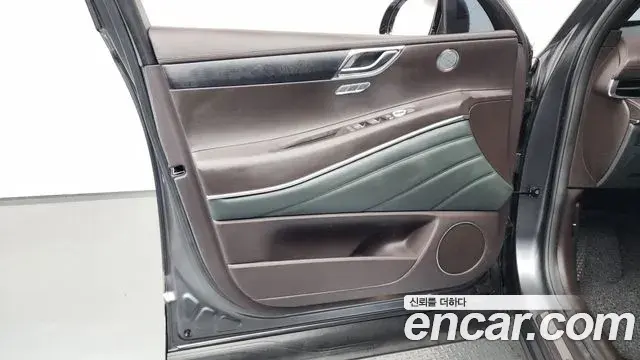 Genesis GV80 2020 — Şəkil 34/38