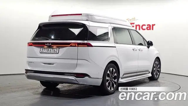 Kia Carnival 2023 — Фото 2/20