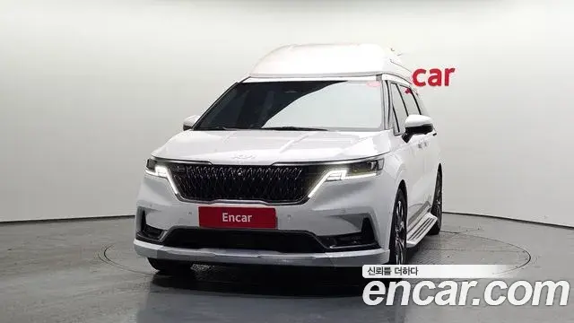 Kia Carnival 2023 — Фото 3/20
