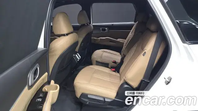 Kia Sorento 2024 — Фото 12/20