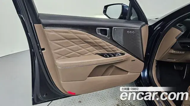 Kia K8 2023 — Şəkil 29/33