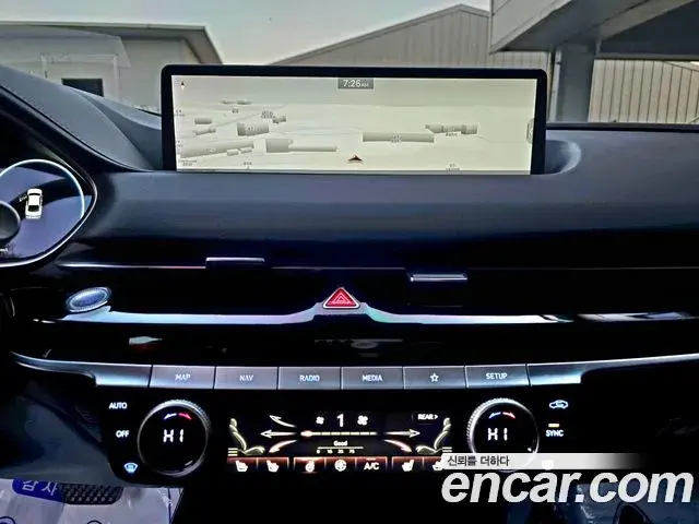 Genesis G80 2023 — Şəkil 19/20