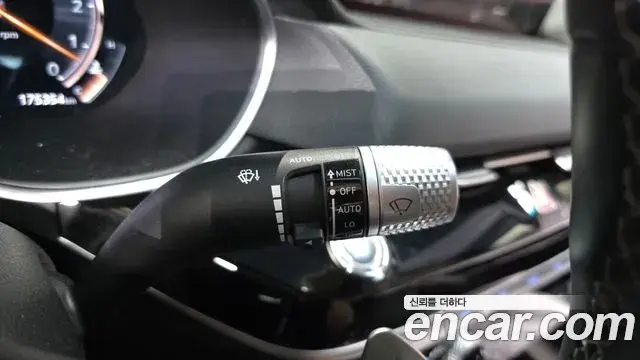 Genesis G80 2021 — Photo 13/37