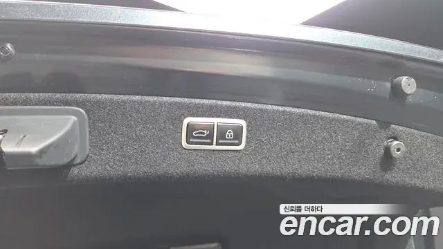 Genesis G80 2021 — Photo 12/37