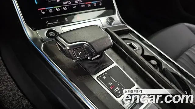 Audi A6 2022 — Şəkil 25/37
