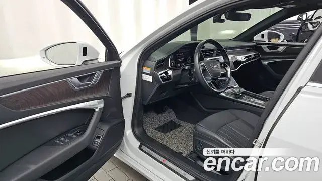 Audi A6 2022 — Şəkil 26/37
