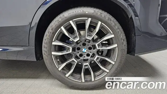 BMW X5 2026 — Şəkil 32/33