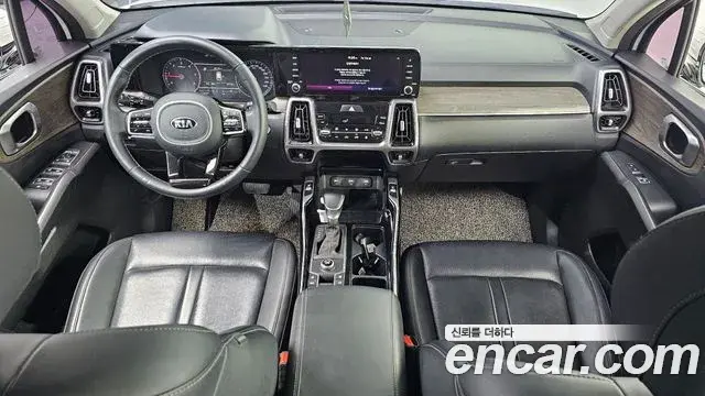 Kia Sorento 2021 — Photo 7/20