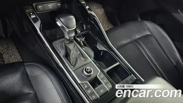 Kia Sorento 2021 — Photo 9/20