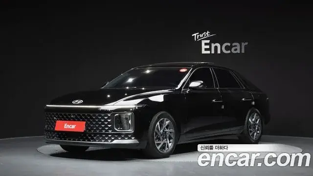 Hyundai Grandeur Hybrid 2023 — Şəkil 10/35