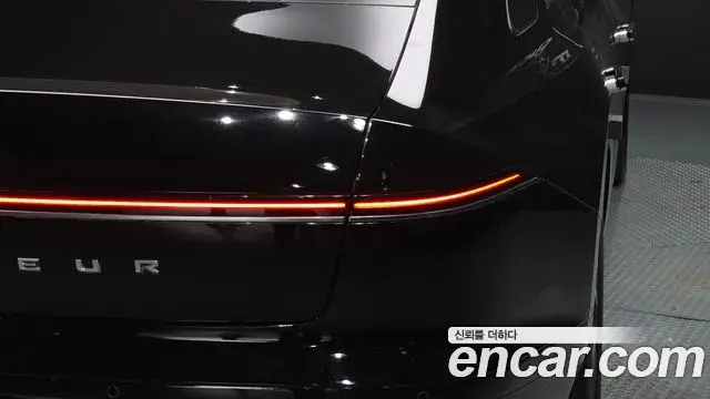 Hyundai Grandeur Hybrid 2023 — Şəkil 8/35