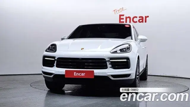 Porsche Cayenne 2022 — Şəkil 23/38