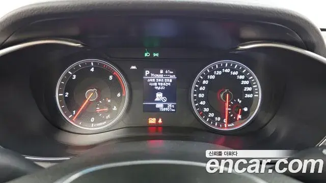 Genesis G70 2019 — ფოტო 11/20