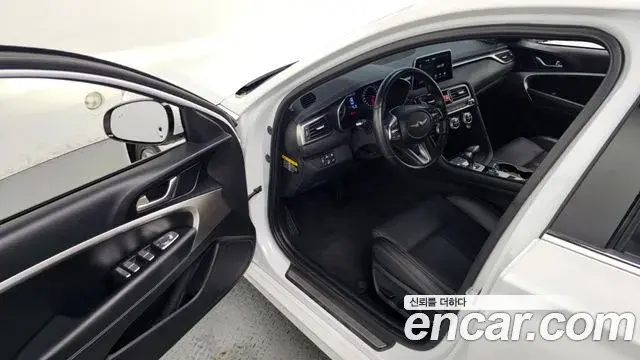 Genesis G70 2019 — ფოტო 4/20