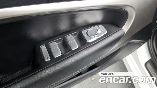 Genesis G70 2019 — ფოტო 3/20