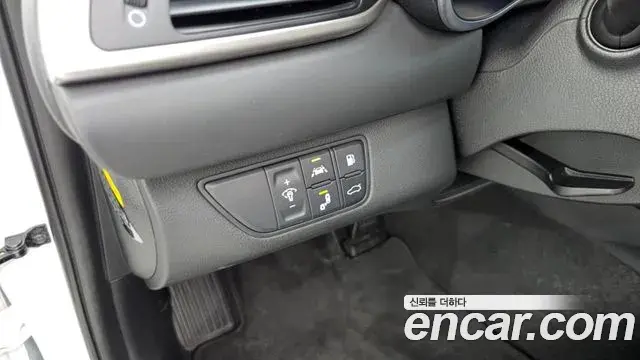 Genesis G70 2019 — ფოტო 6/20