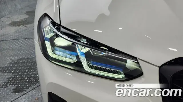 BMW X4 2024 — Photo 18/37