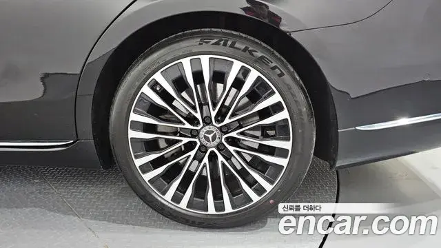 Mercedes-Benz S-Class 2021 — Şəkil 30/34
