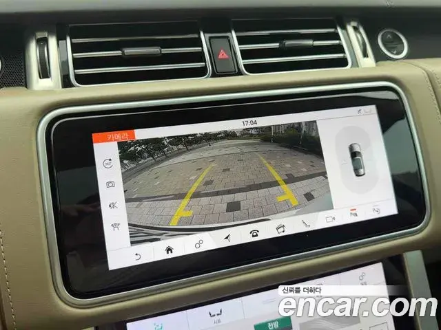 Land Rover Range Rover 2018 — ფოტო 17/20