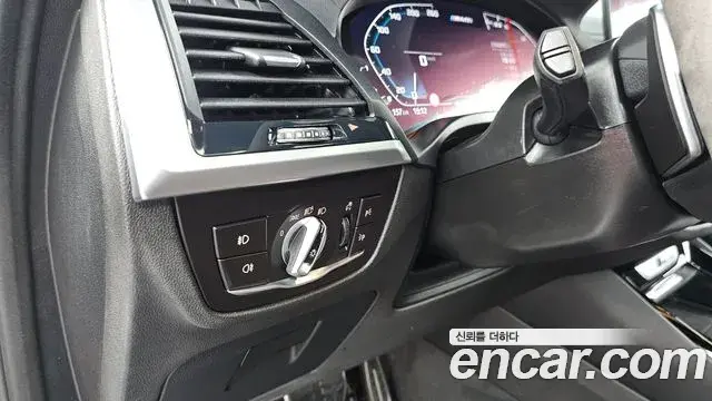 BMW X3 2021 — Photo 2/31