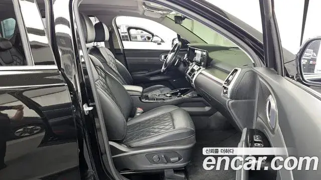Kia Sorento 2022 — Photo 11/20