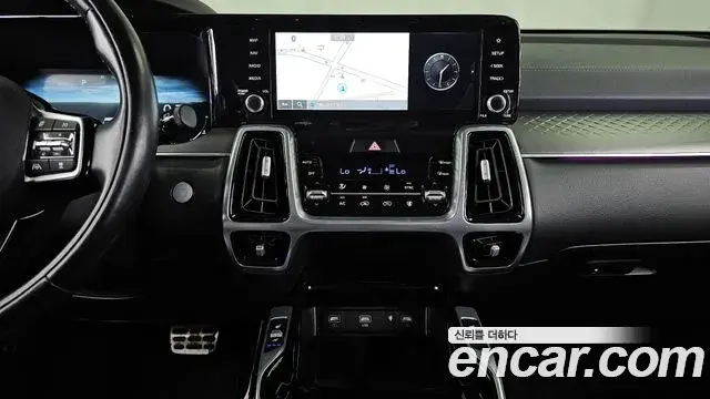 Kia Sorento 2022 — Photo 14/20