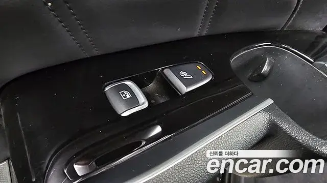Kia Sorento 2022 — Photo 18/20