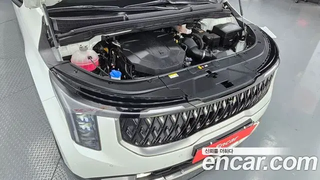Kia Carnival 2023 — Şəkil 31/31
