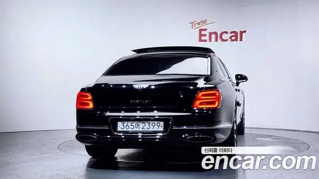 Bentley Flying Spur 2020 — Photo 15/20