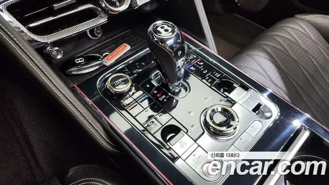 Bentley Flying Spur 2020 — Photo 17/20