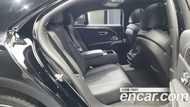 Bentley Flying Spur 2020 — Photo 12/20