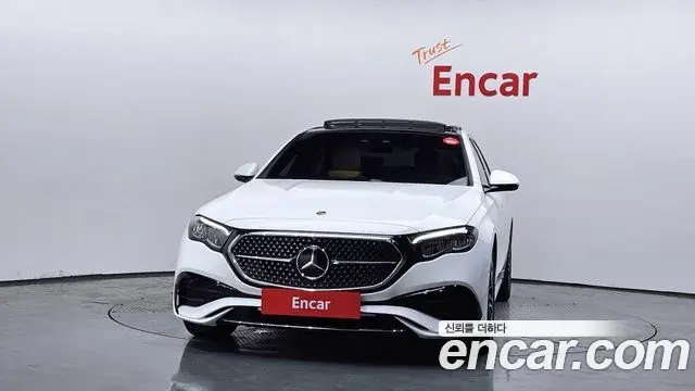 Mercedes-Benz E-Class 2026 — Фото 3/20