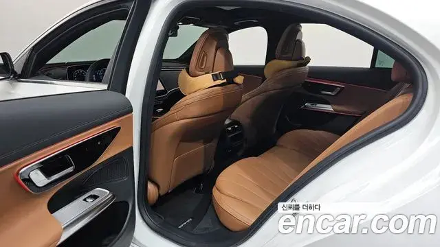 Mercedes-Benz E-Class 2026 — Фото 11/20