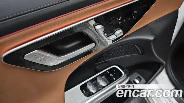 Mercedes-Benz E-Class 2026 — Фото 18/20