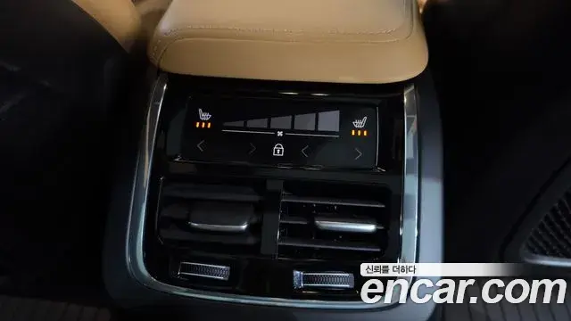 Volvo V60 Cross Country 2024 — Şəkil 34/36