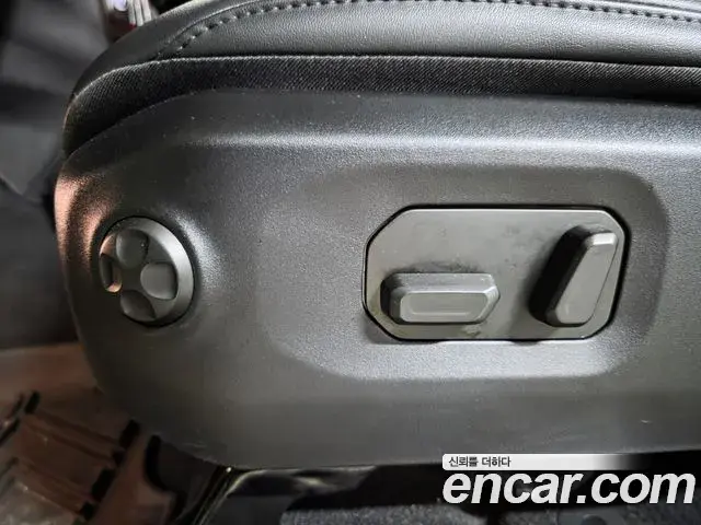 Jeep Wrangler 2025 — Şəkil 6/20